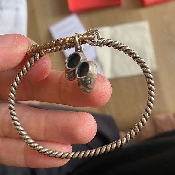 Silver Twisted Bracelet with Shoe Charms - Picture 10 of 14